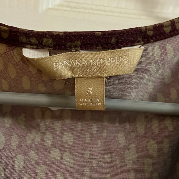 Top - Picture 2 of 2